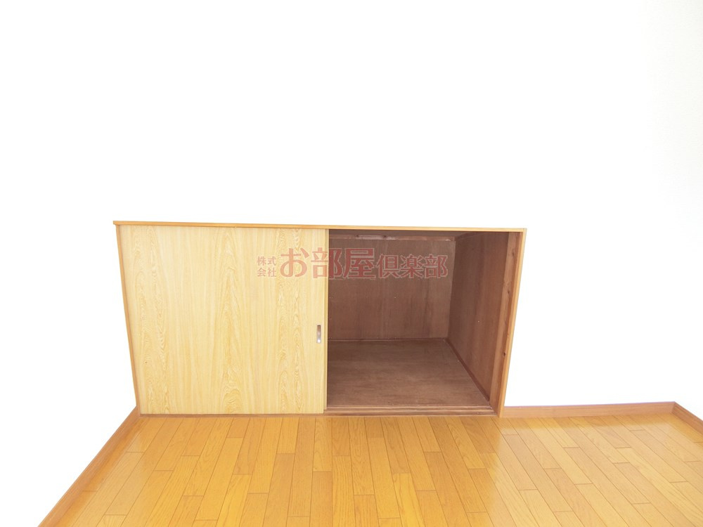 R-BOX上津の収納