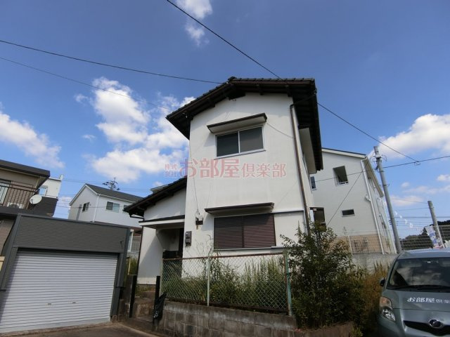 R-BOX上津の外観