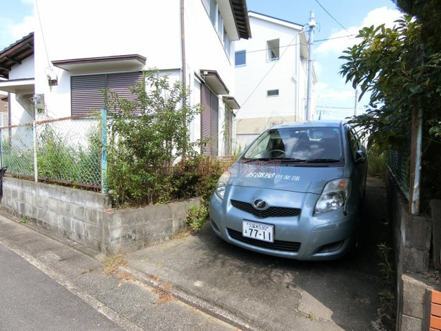 R-BOX上津の駐車場