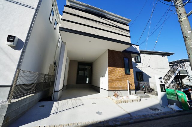 【横浜市西区西戸部町３丁目２６５番５新築戸建て２号棟】★仲介手数料無料★（西前小学校・西中学校）の外観