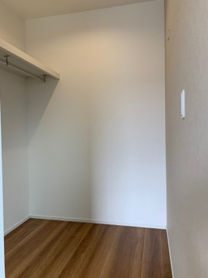 【収納】 | ラ・ファミーユ四日市城東Ⅱ | ウォークインクローゼット