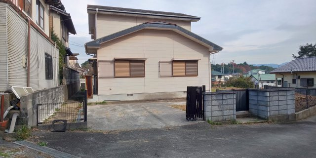 【前面道路含む現地写真】 | 鯰田戸建て | 前面道路含む現地写真です