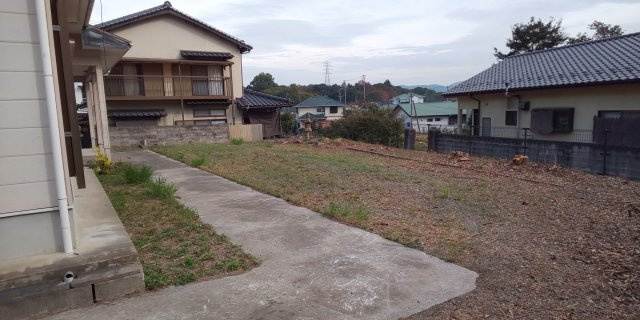 【庭】 | 鯰田戸建て | お庭で自由な時間を過ごせます