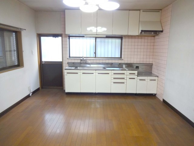 【キッチン】 | 鯰田戸建て | キッチンです