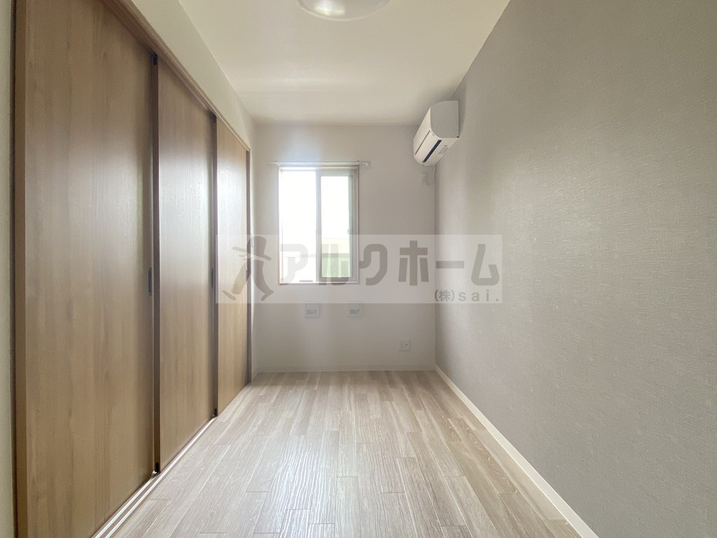 ステラウッド大県の洋室