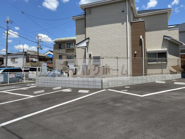 ステラウッド大県の駐車場|ステラウッド大県（堅下駅　柏原駅）　駐車場