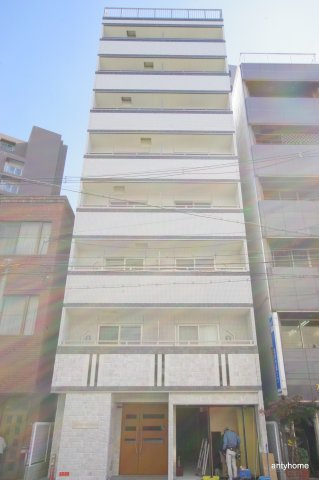 コンフォータブル阿波座　仲介手数料無料の外観