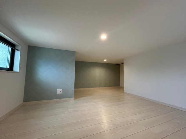 ＣＢ鳥栖プリューム【キャッシュバック対象】の内装|明るい室内です