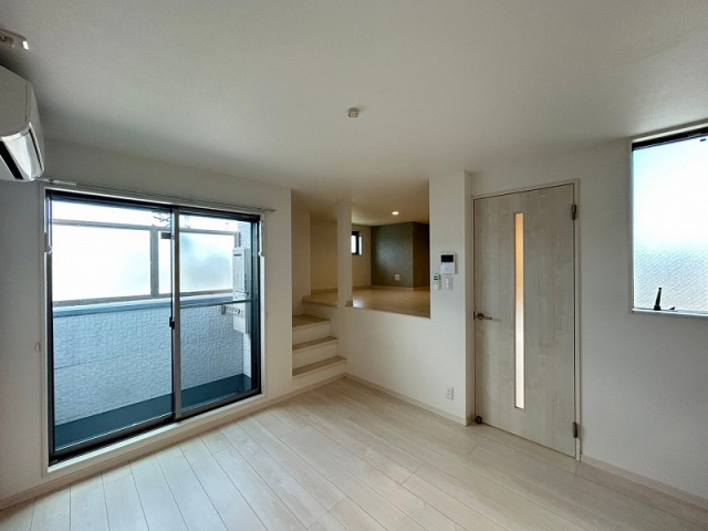 ＣＢ鳥栖プリューム【キャッシュバック対象】の居間・リビング|居間です