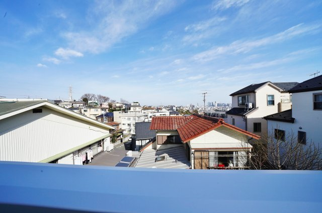 【横浜市西区元久保町8-7新築戸建て２号棟】★仲介手数料無料★（富士見台小学校・岩井原中学校）の展望