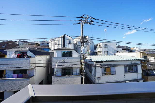 【横浜市西区東久保町8新築戸建て３号棟】★仲介手数料無料★（稲荷台小学校・岩井原中学校）の展望