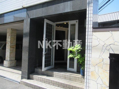 【エントランス】 | 大宝小阪本町ロイヤルハイツ（河内小阪賃貸） | 落ち着いたエントランスです