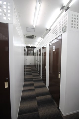 【内装】 | 収益物件 トランクルール＆店舗 | レンタル収納内部