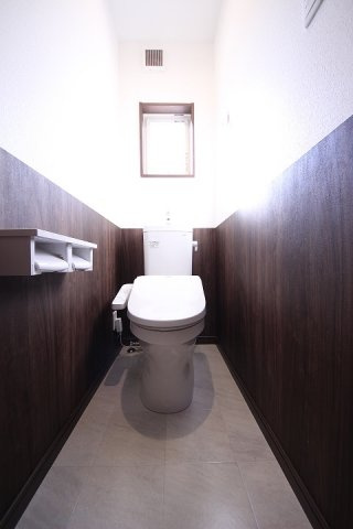 ジュエリーＧミサワのトイレ|ゆったりとした空間のトイレです