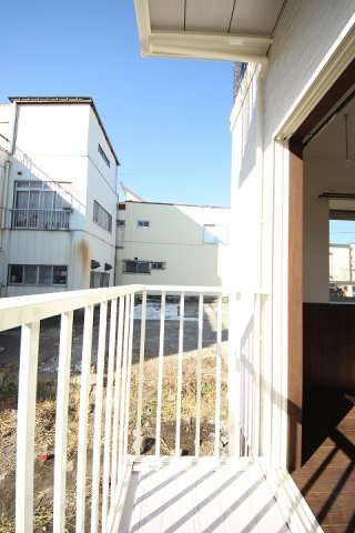 ジュエリーＧミサワのバルコニー|陽当たり良好なバルコニーです