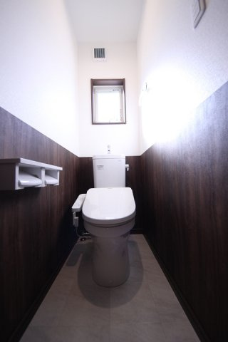 ジュエリーＧミサワのトイレ|ゆったりとした空間のトイレです
