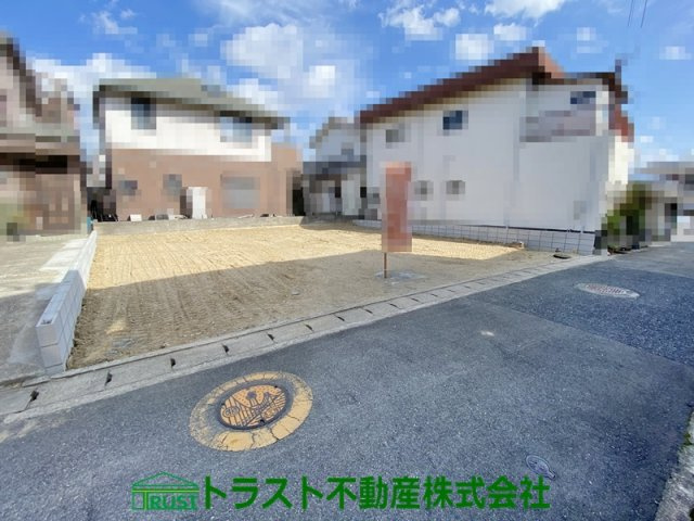 明石市野々上1丁目土地の前面道路含む現地写真