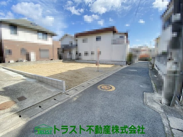 明石市野々上1丁目土地の前面道路含む現地写真
