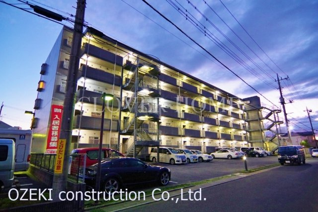 グランシャリオ千間台の外観