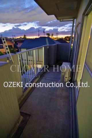 グランシャリオ千間台のバルコニー|※写真は上階のもの