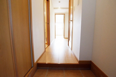 【玄関】 | ●サニーレジデンス吉野