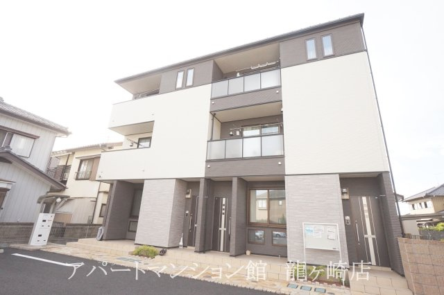 ウィステリア・リブⅢ