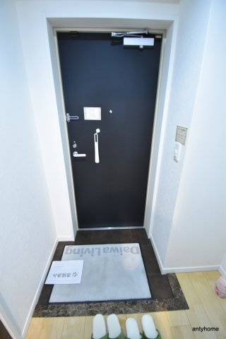 レジデンス高科の玄関