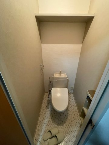 メルヴィルA棟のトイレ|温水便座は残置物です