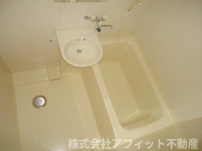 【浴室】 | セレニテ伊勢ヶ丘 | ※写真はイメージです