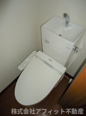 【トイレ】 | セレニテ伊勢ヶ丘 | 温水洗浄暖房便座　※写真はイメージです
