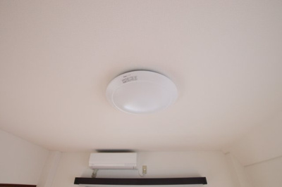 【設備】 | シャトルマキ | 照明器具
