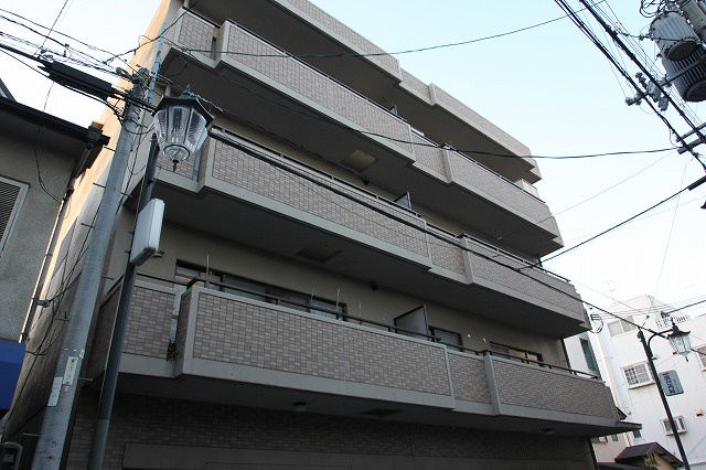 フォレステージュ長瀬の外観