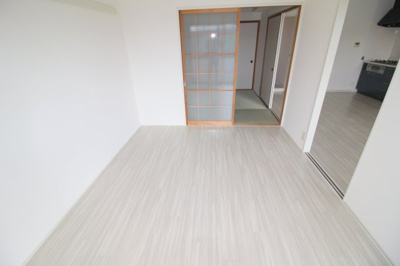 【洋室】 | 新千里ハイツこうじ