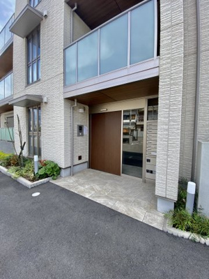 【エントランス】 | ベレオ金龍寺丁