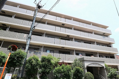 【外観】 | エスリード千里山西 | 【現地写真】
鉄筋コンクリート造の41戸♪分譲マンション♪