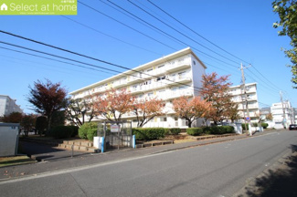 【外観】 | 宅地建物取引士による不動産のご説明・現地のご案内、住宅金融普及協会住宅ローンアドバイザーが住宅ローンのアドバイスから融資実行までのお手伝いをしっかりサポートします♪