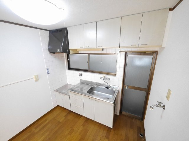 湊山町戸建のキッチン