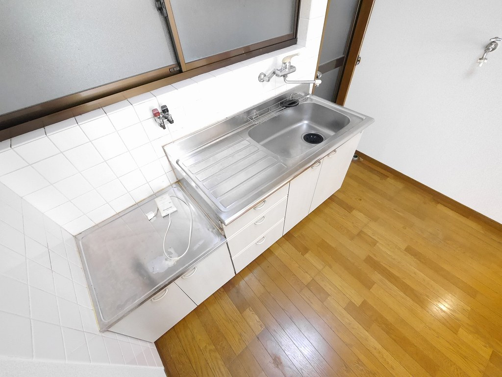 湊山町戸建のキッチン