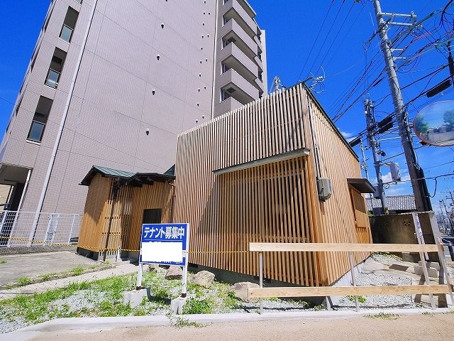 吉田貸家店舗の外観