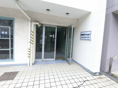 【エントランス】 | 美装マンション | エントランスです。