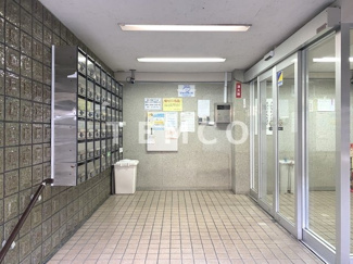 【エントランス】