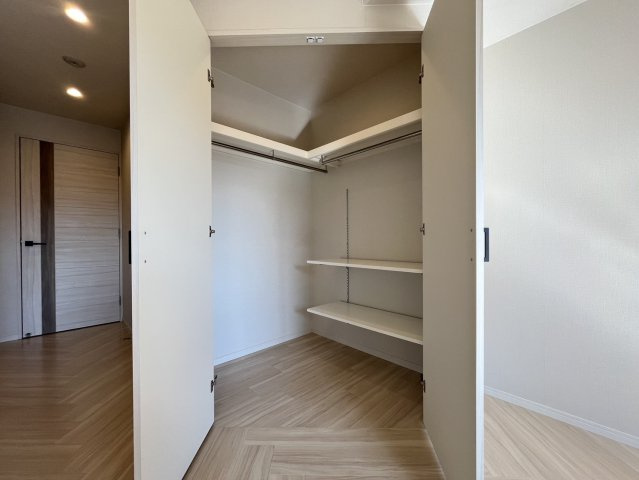 PHOENIX Clove Tomoiの収納