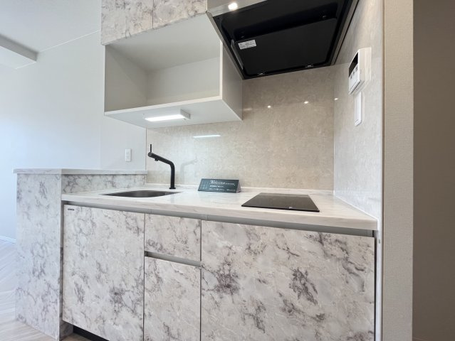 PHOENIX Clove Tomoiのキッチン