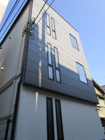 大阪市淀川区塚本６丁目のハイツのエントランス