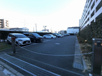 【駐車場】