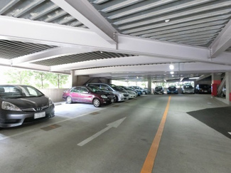 【駐車場】 | 平置駐車場です。