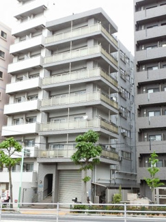 【外観】 | 総戸数19戸、昭和48年9月築のマンションです。
専有面積35.82平米、2DKのリフォームお部屋となります。