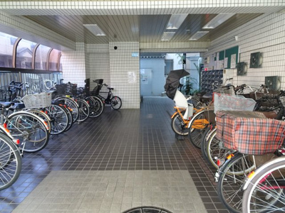 【エントランス】 | ハイネス日暮里