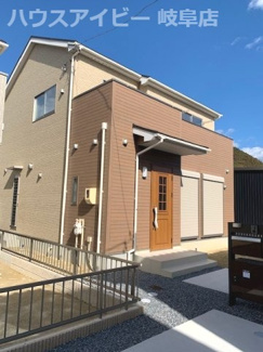 【外観】 | 岐阜市日野南　新築建売　残り2棟　お車スペース4台可能！シューズクローゼット・広々ウォークインクローゼット