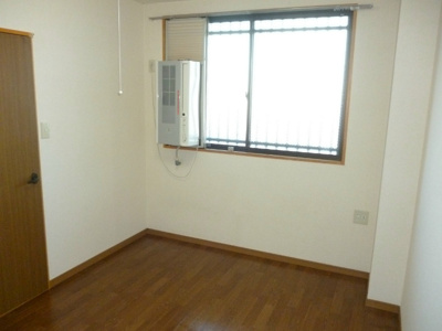 【寝室】 | Twin Avenue B棟